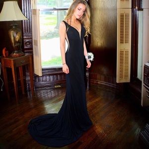 Tight stretchy Sherri Hill black gown size 0
